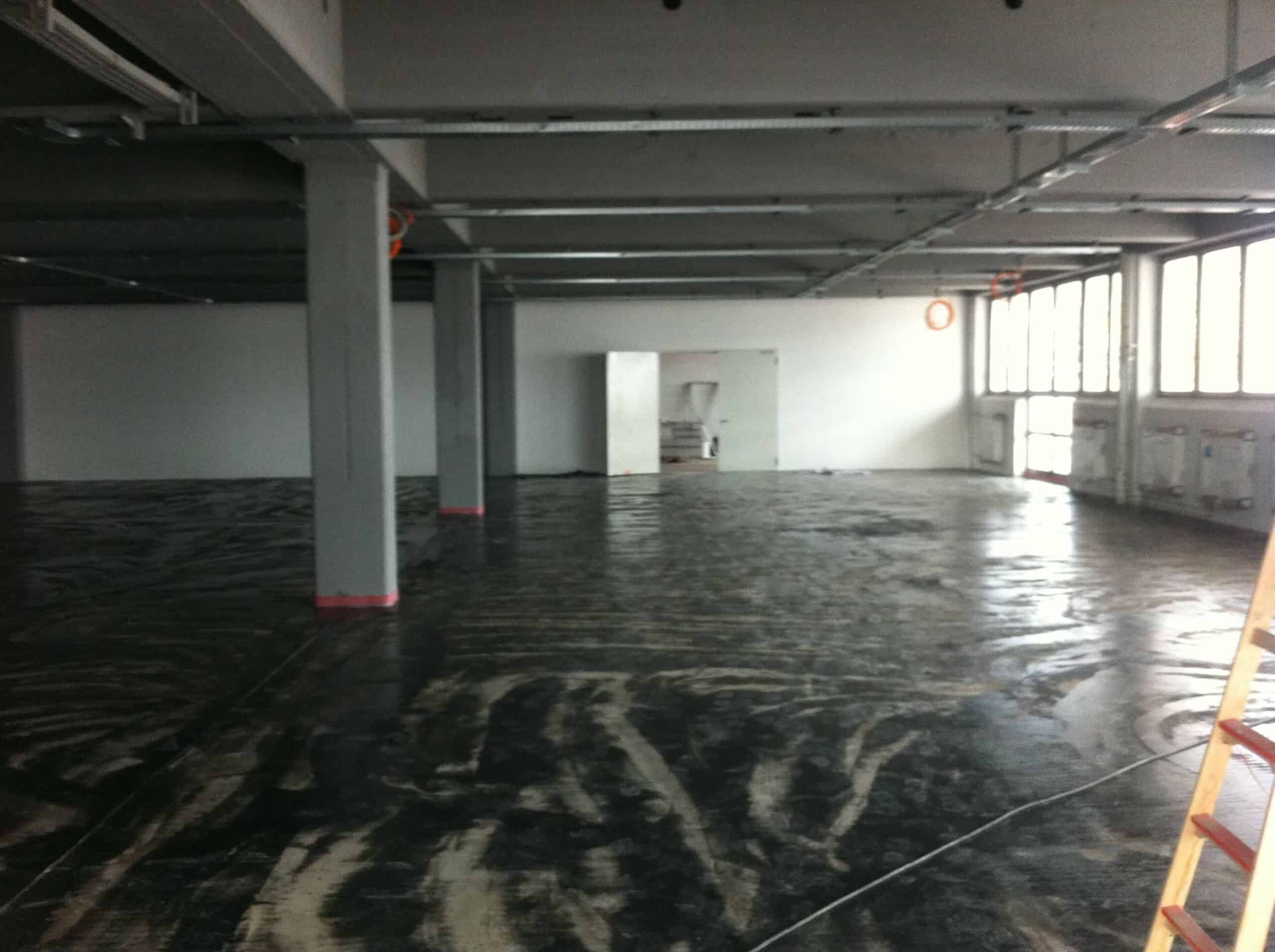 Küchenhalle Umbau Küchenstudio in Winnenden