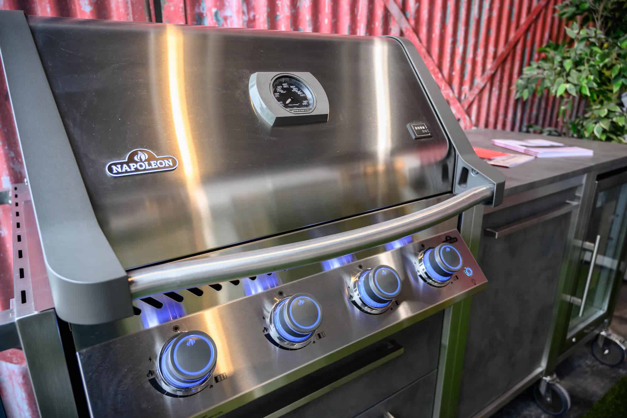 Napoleon Grill Burnout Outdoor Küchen