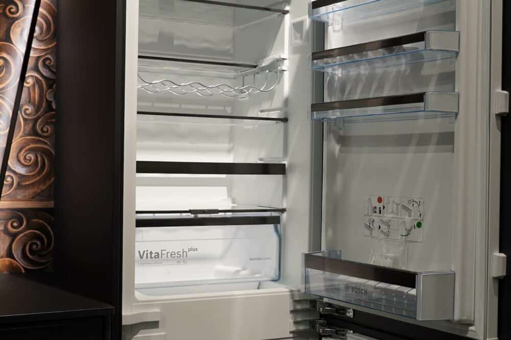 BOSCH Kühl-Gefrierkombination mit Vitafresh Funktion