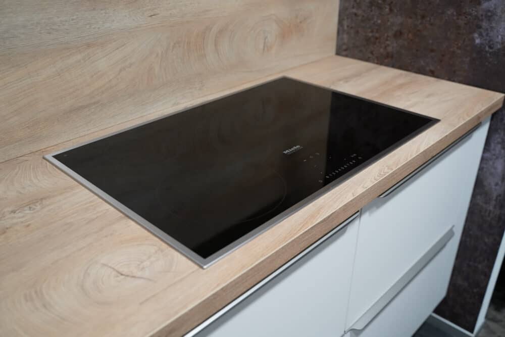Miele Induktionskochfeld modern mit Edelstahl Rahmen