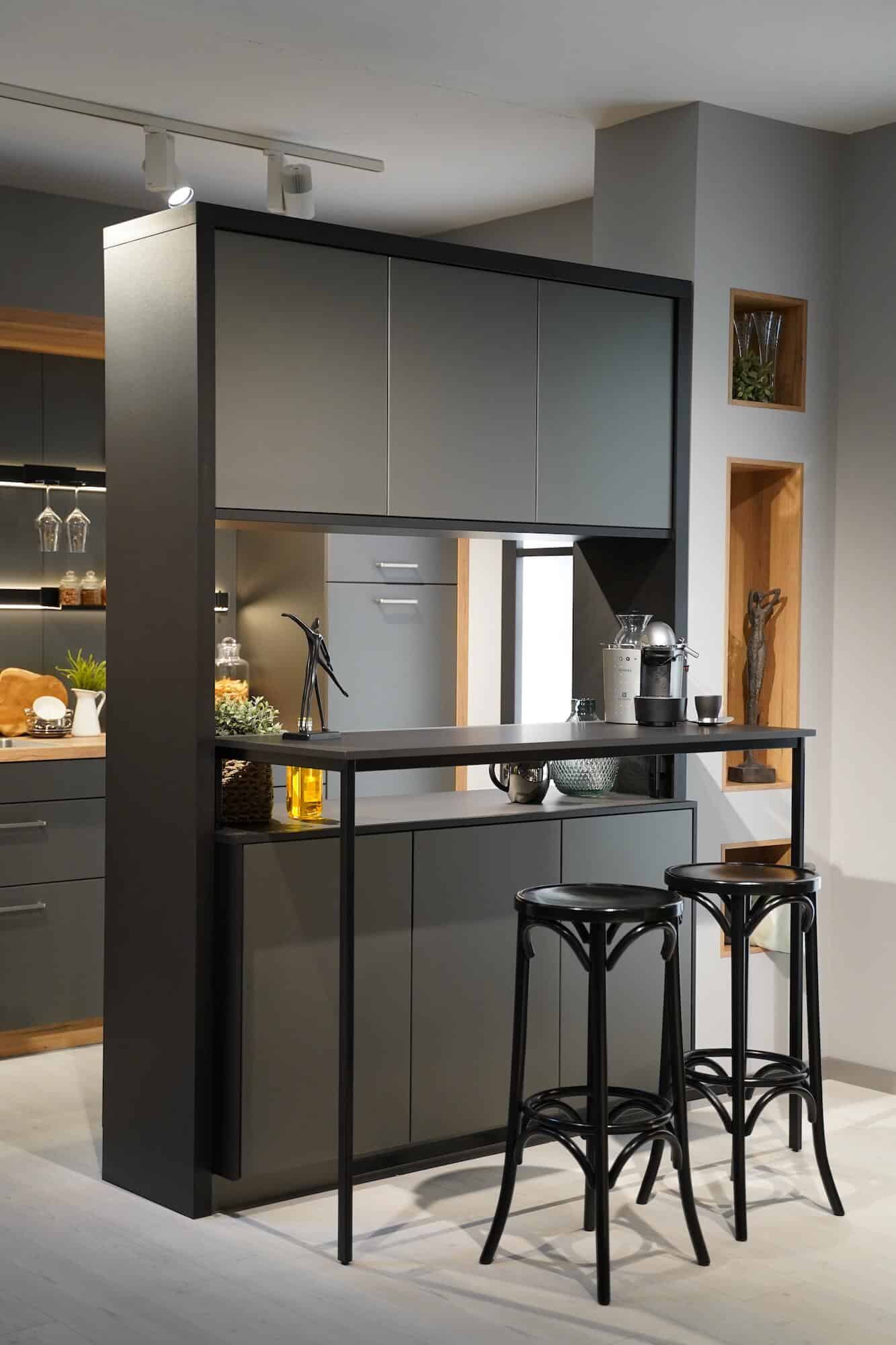 Ballerina Moderne Küche mit Küchenzeile Smart Glas