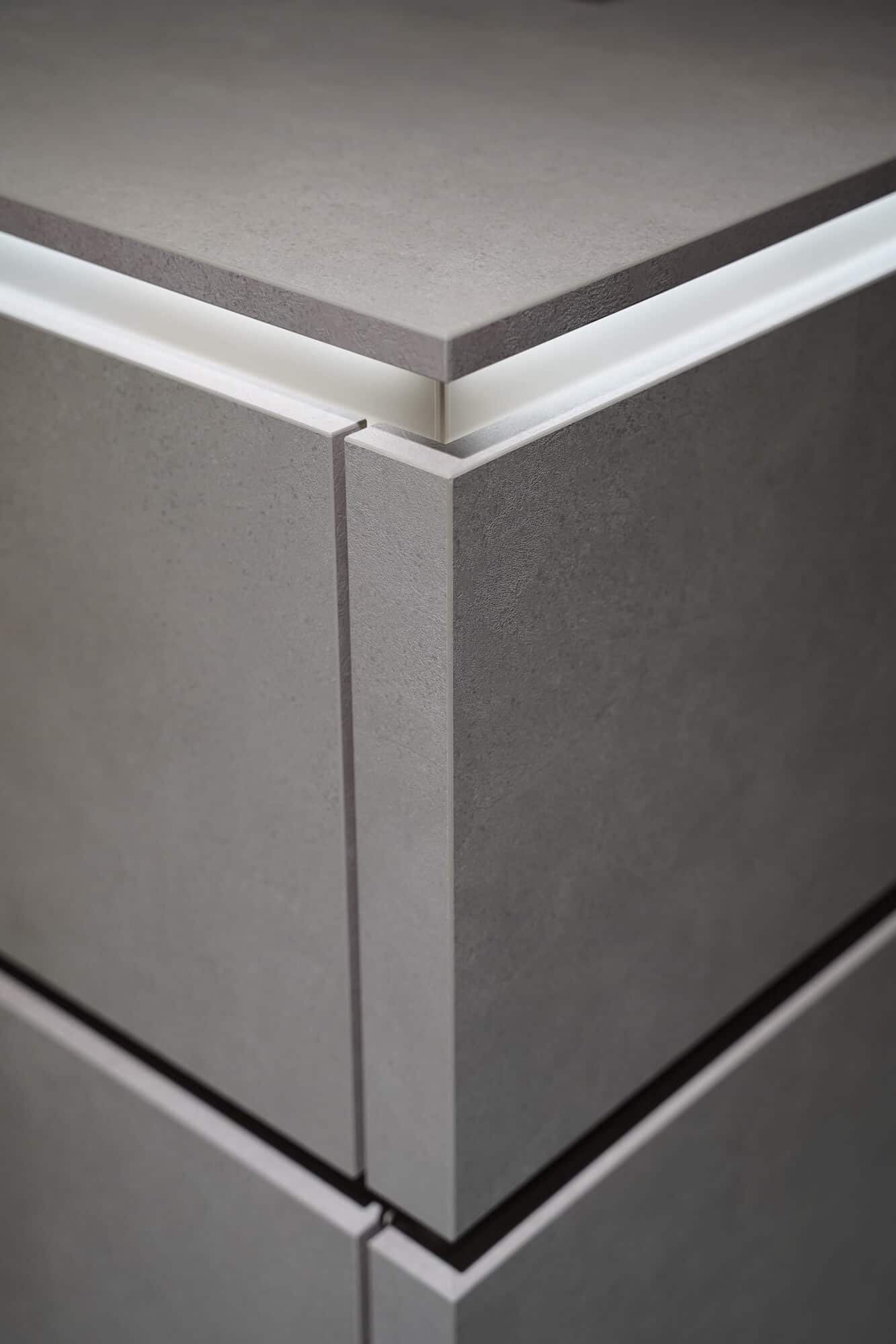 Beton Fronten mit Beton Arbeitsplatte Nobilia Design Inselküche