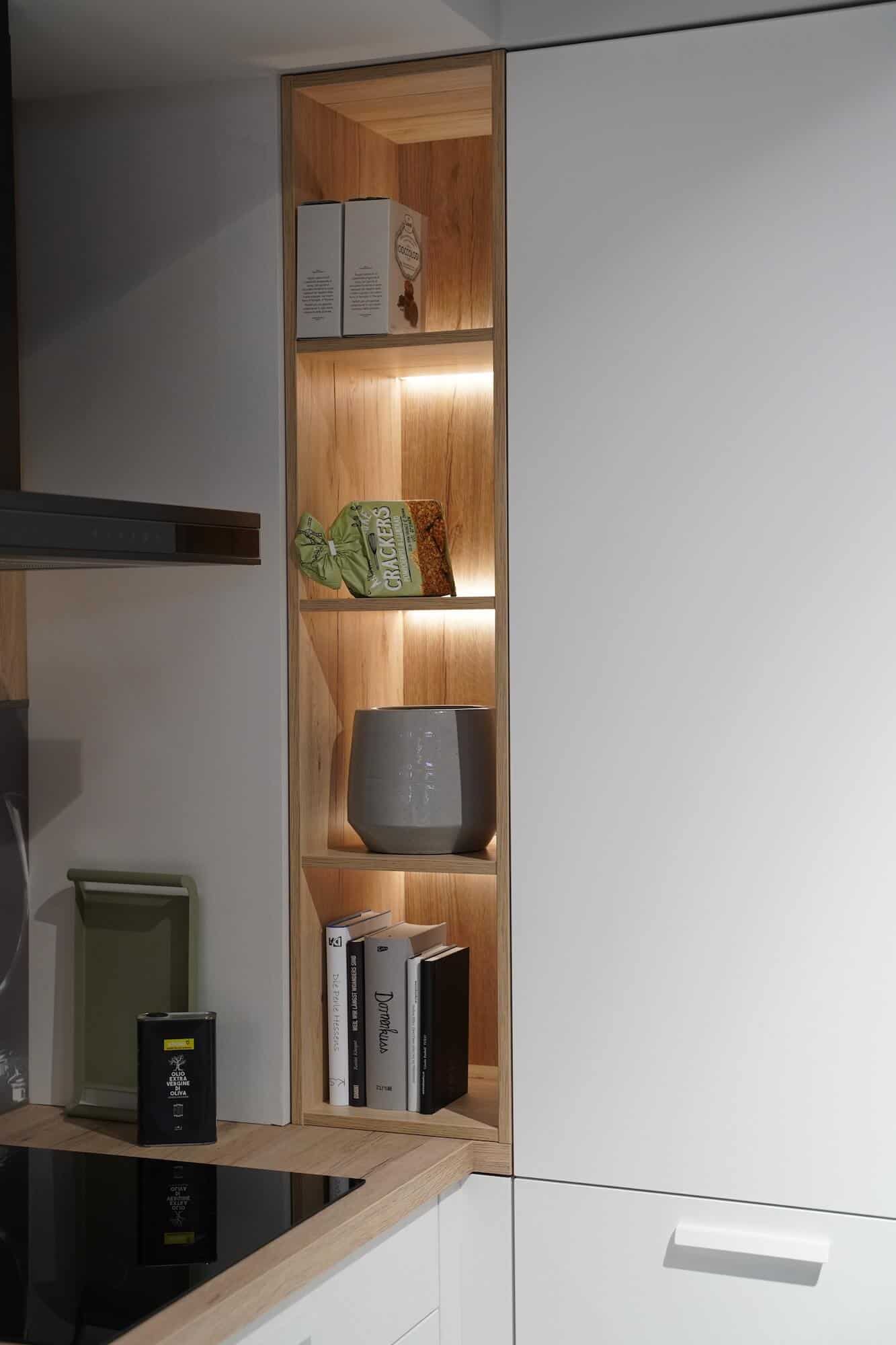 Eiche offener Wandschrank Nobilia U-Küche
