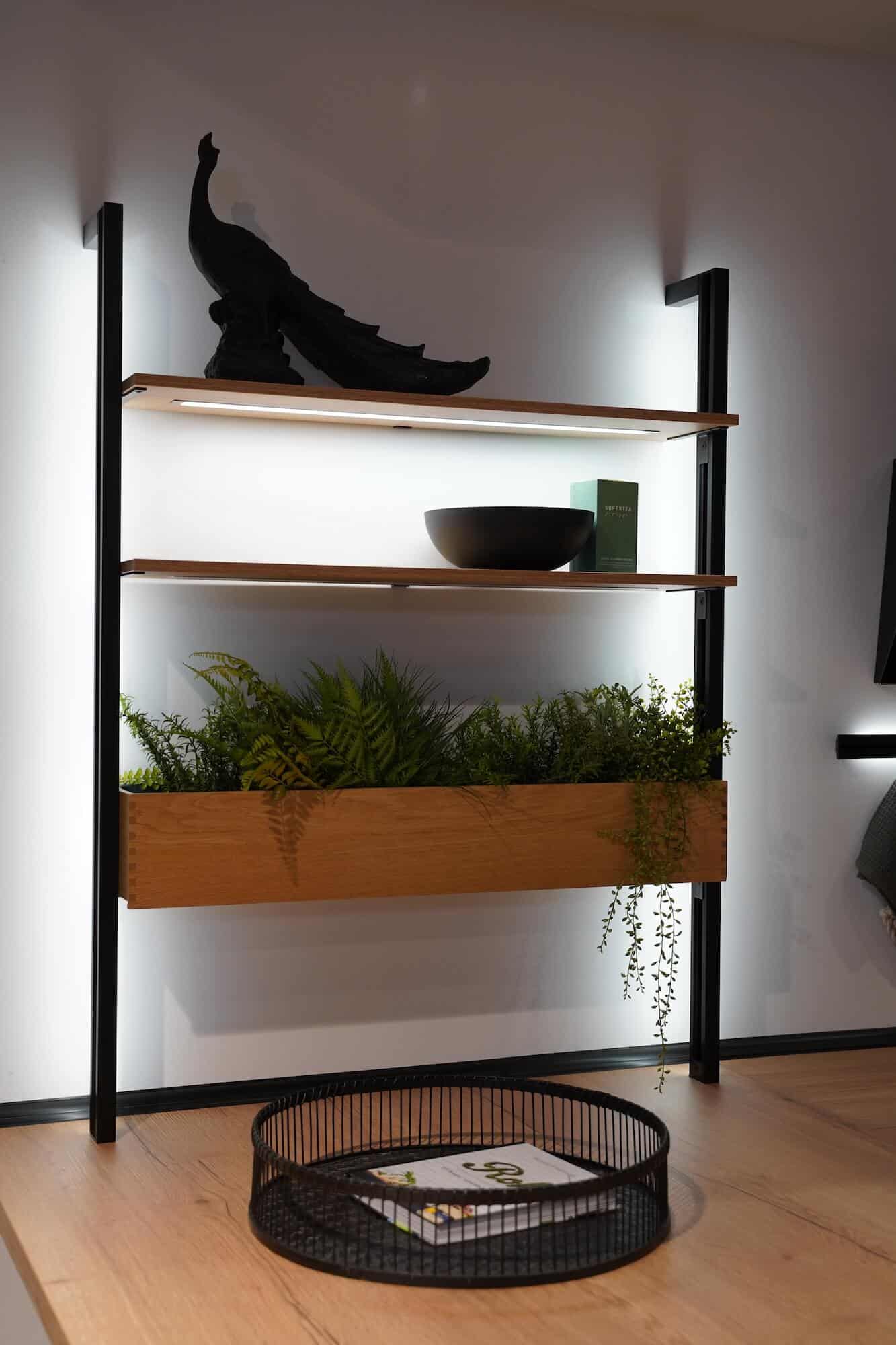 Holz Regal Nobilia moderne U-Küche schwarzbeton
