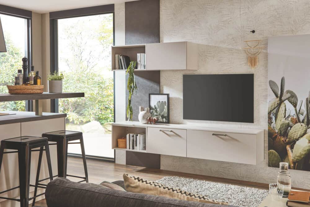 Nobilia Inselküche Sand mit Wandschrank und Kommode