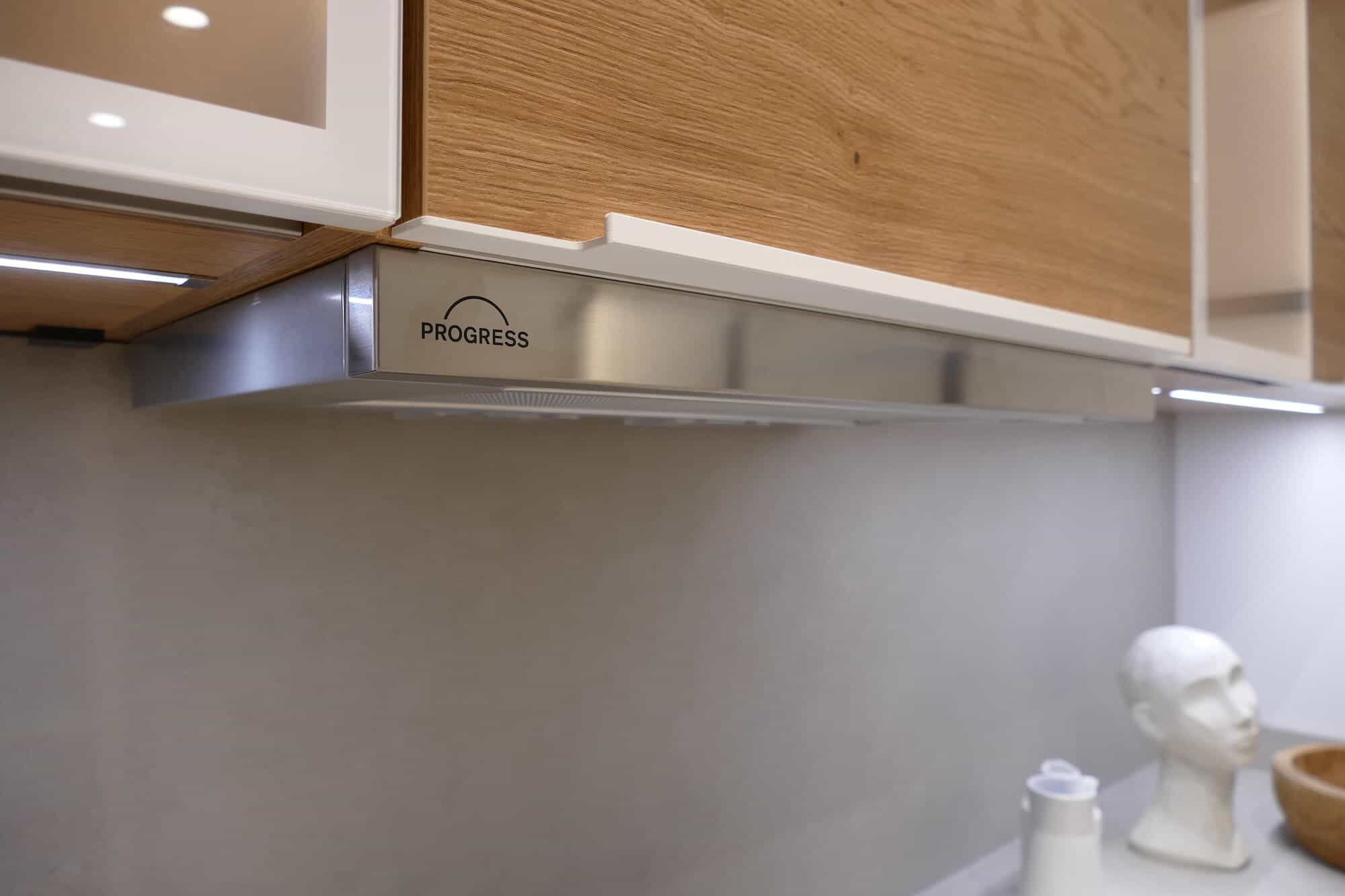 Nobilia L-Küche modern Dunstabzug