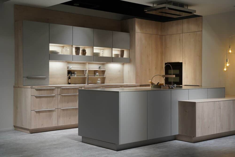 Nobilia Designküche Eiche steingrau mit Kücheninsel