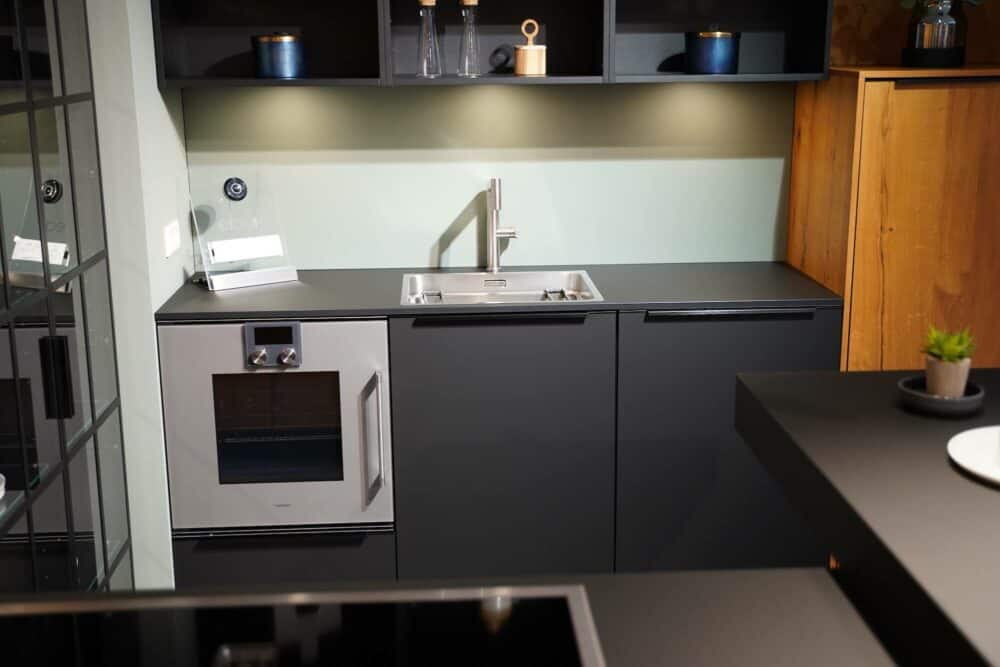 Backofen Ballerina Design Kochinsel Holzoptik