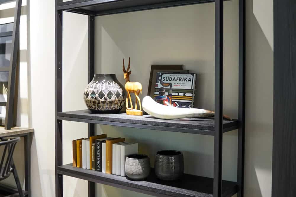 Bauformat Küchenzeile Landhaus offener Hochschrank