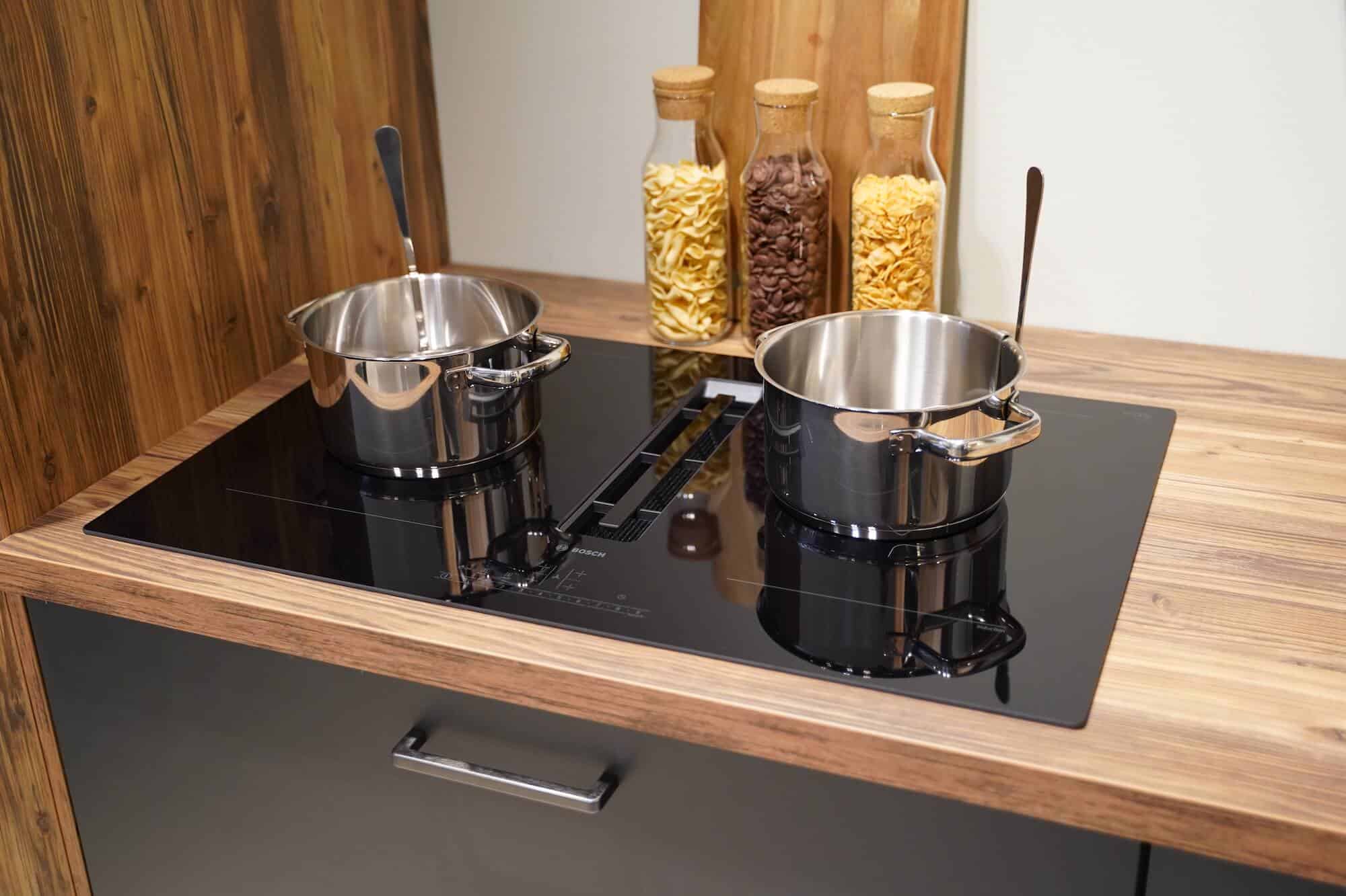 Muldenlüfter Bosch modern L-Küche