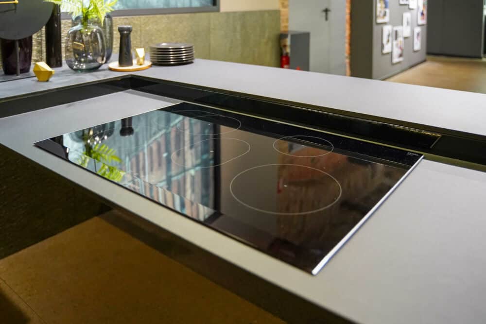 Bauformat Insel Küche mit Elektrokochfeld