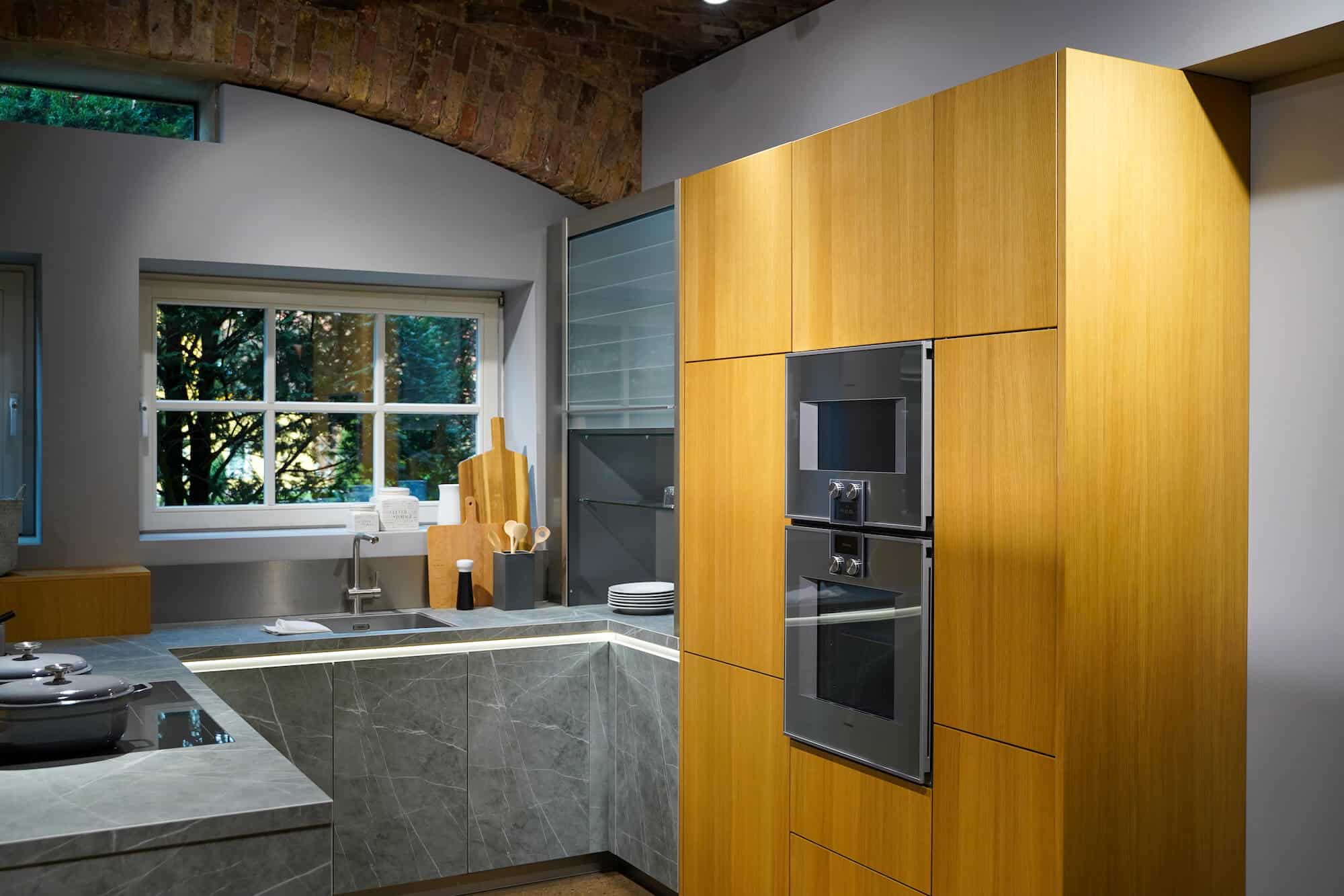 Holz Wandschrank Elektrogeräte Bauformat U-Küche