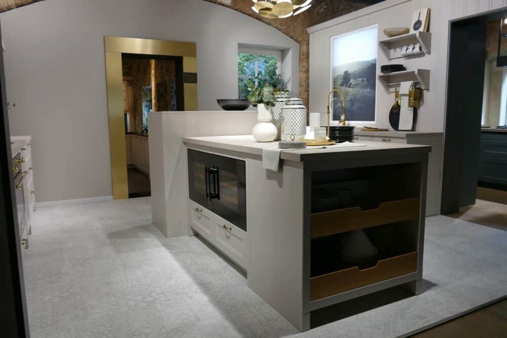 Kücheninsel Bauformat Landhaus Inselküche sandbeige