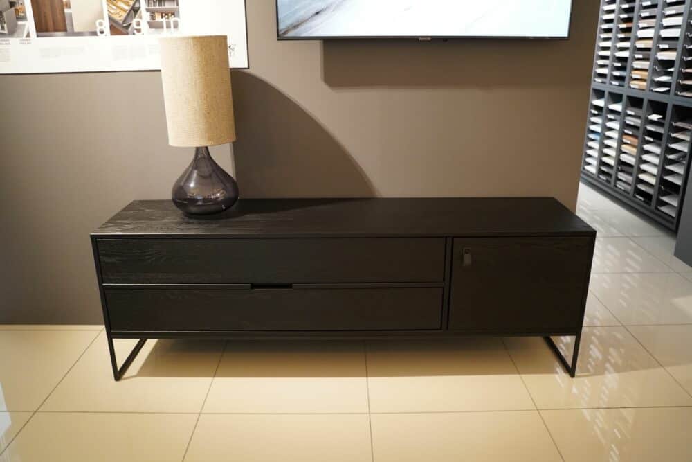 Sideboard Ballerina Design Inselküche mattschwarz