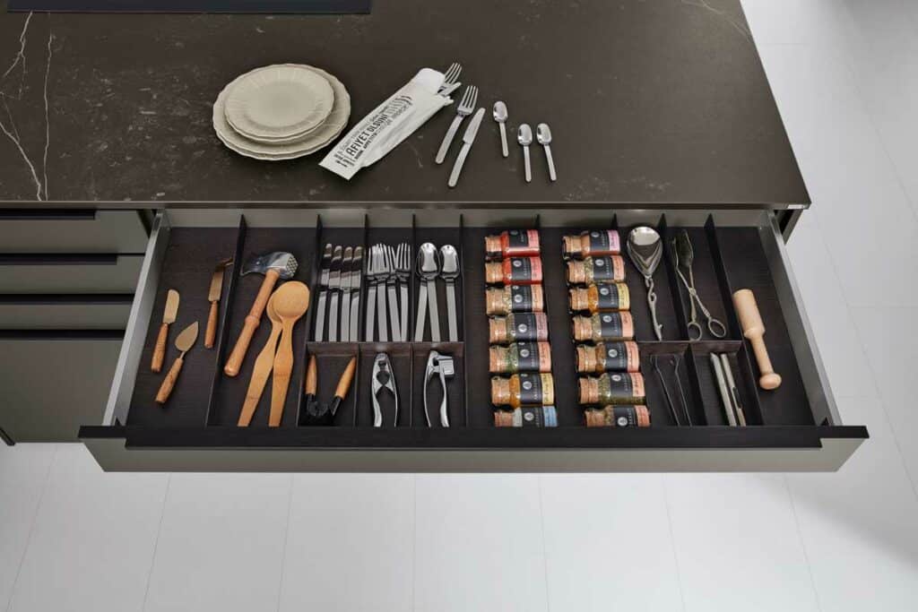 Blum schubkaesten-Besteckeinsatz