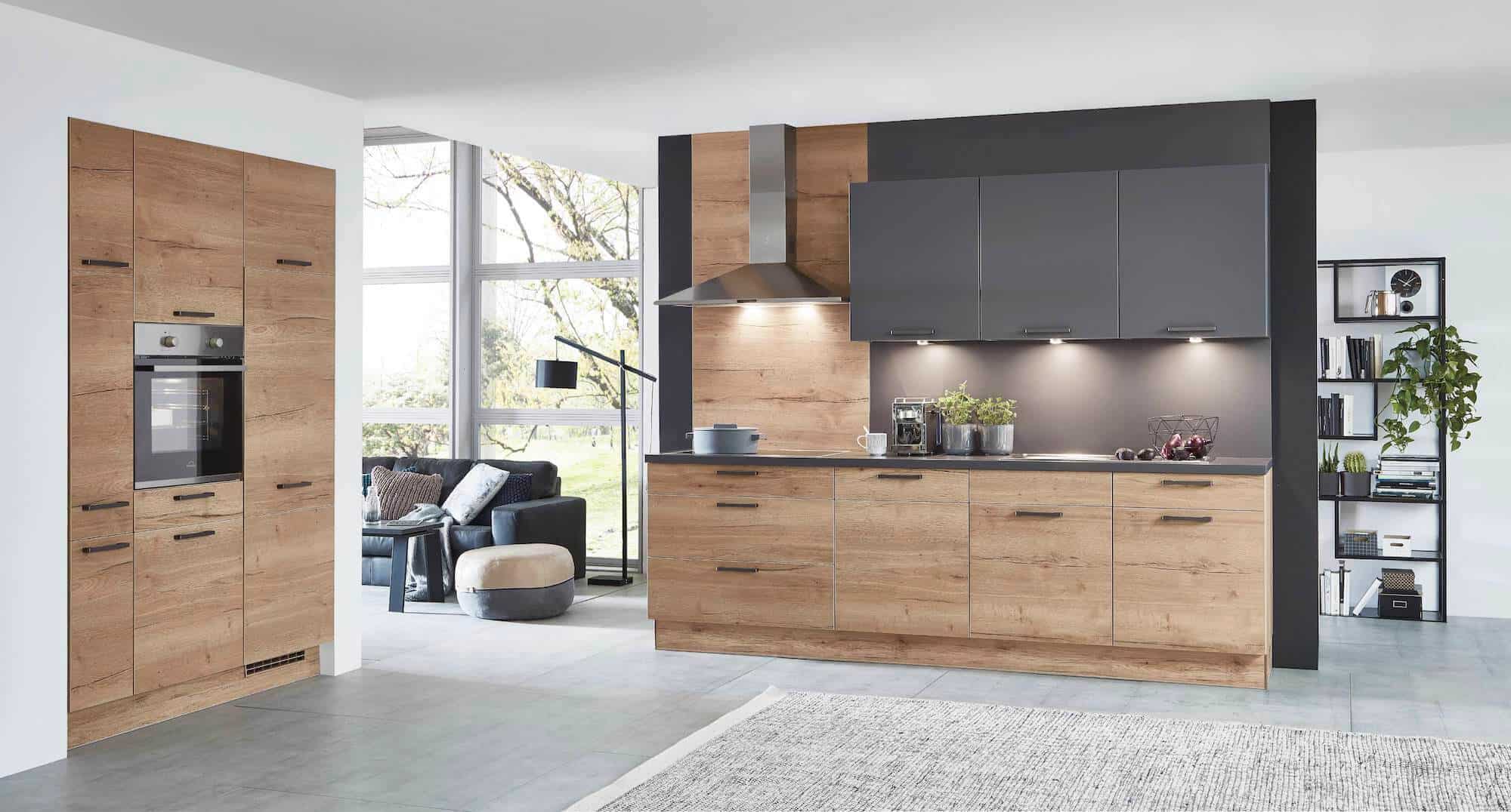 Nobilia moderne Küchenzeile mit Hochschrank Holz