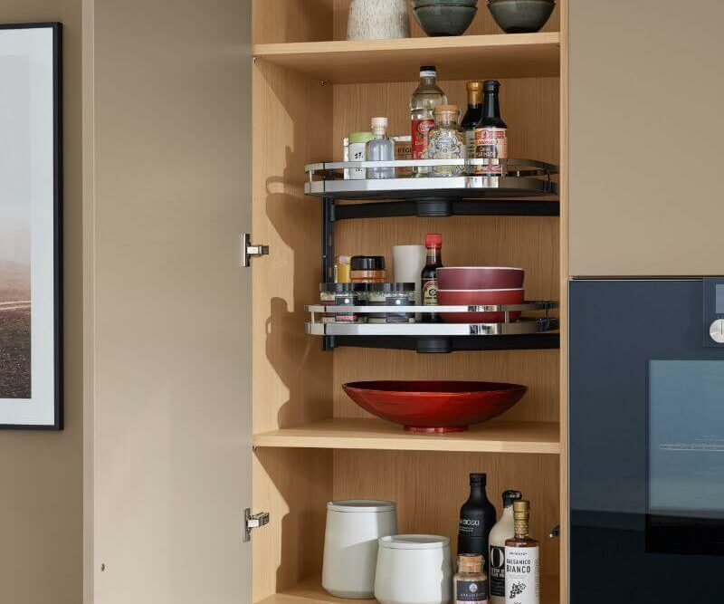 Ballerina Design Inselküche Night Red Offener Schrank