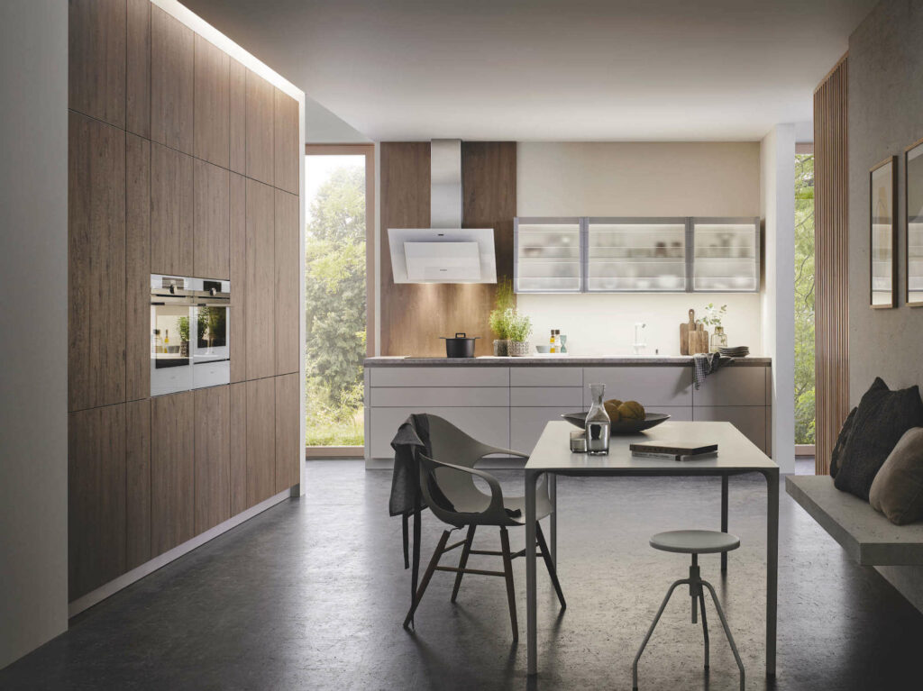 Bauformat london berlin Küchenzeile mit Hochschrank